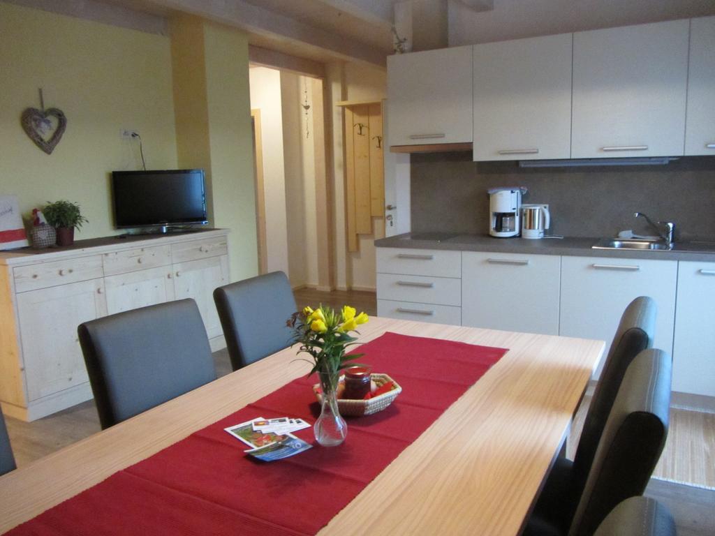 Liebharterhof Apartman Valdaora Szoba fotó